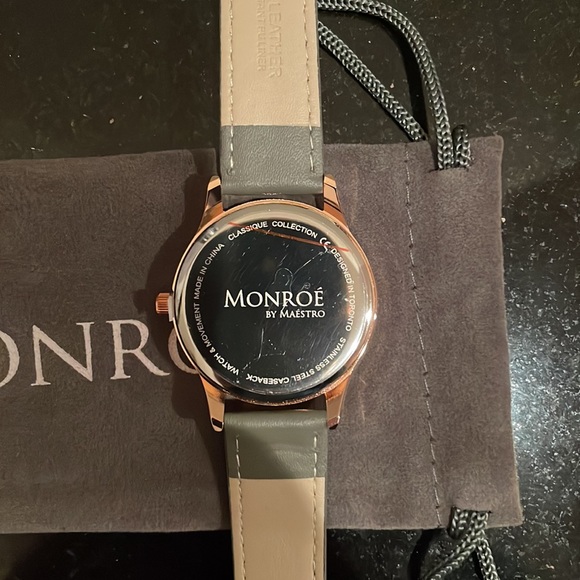 Monroe by Maestro genuine leather watch, rose gold, new , never used - Picture 3 of 7